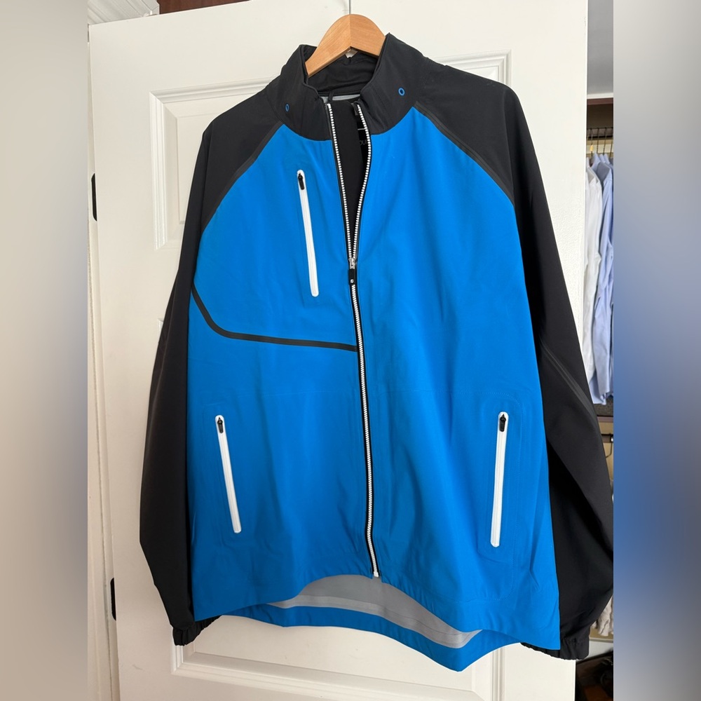 Men's Blue and Black Jacket